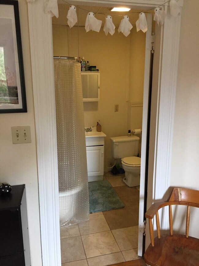 Foto del edificio - 9/1 No Fee! Charming Studio near Northeastern, all utils inc!