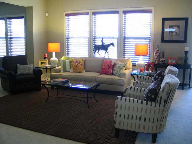 Building Photo - 527 Tranquil Sound Dr