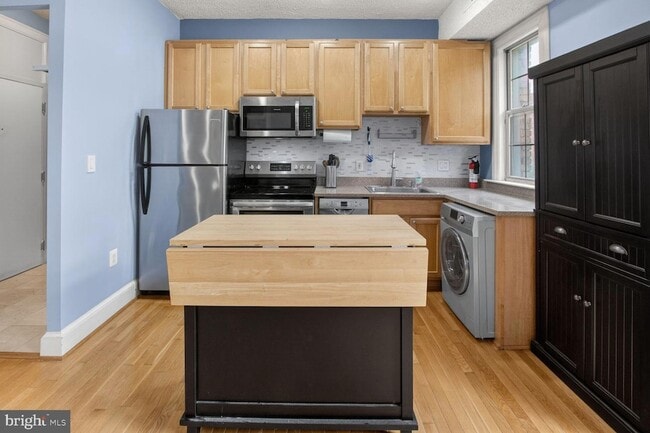 Photo - 1401 Columbia Rd NW Apartment