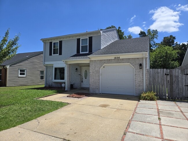 Building Photo - 1836 Haviland Dr