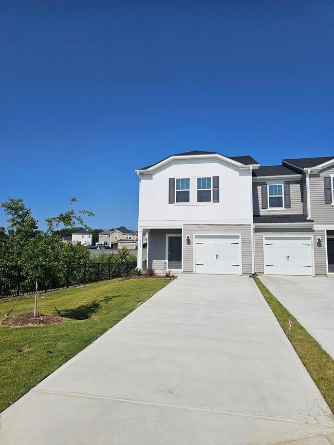 Building Photo - 1203 Fallen Acorn Ln