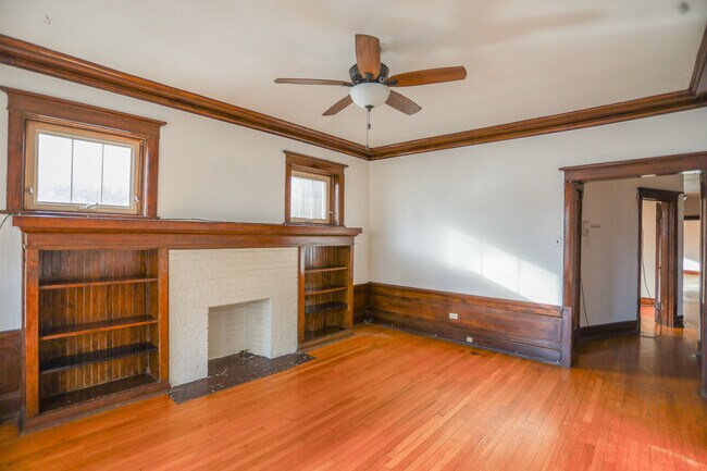 Foto del edificio - 5546 N Winthrop Ave