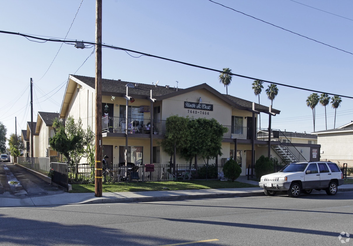 Primary Photo - 7642-7656 9th St