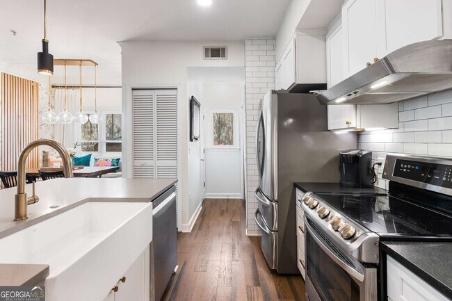 Foto del edificio - 955 Juniper St NE