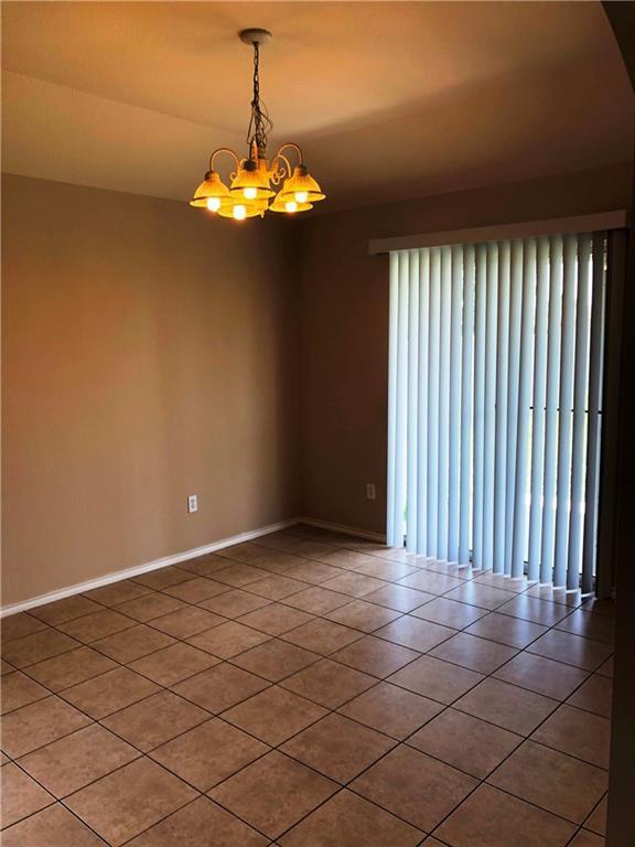 Foto del edificio - 711 Encanto Dr