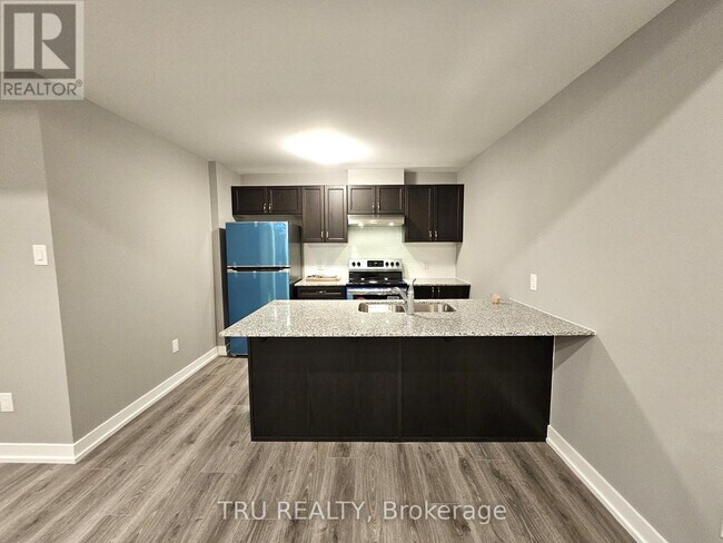 Building Photo - 230 Anyolite Private