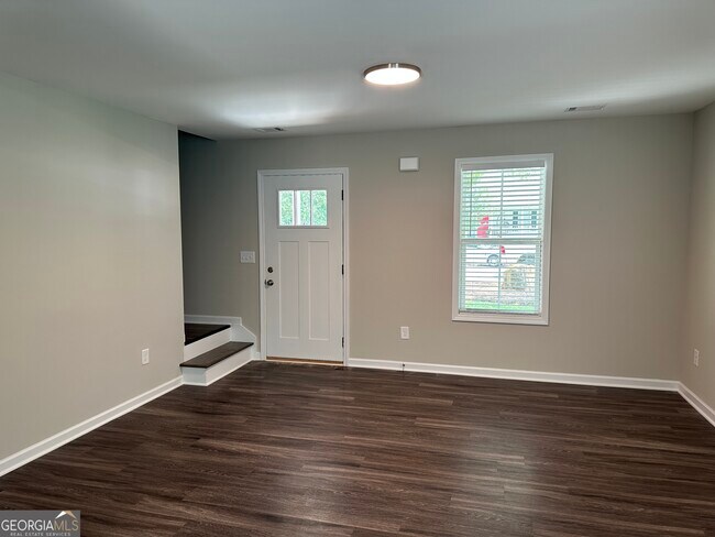 Building Photo - 24 Mill Stream Ct