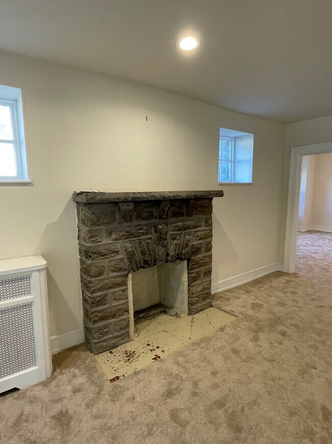 7031 Lincoln Dr, Philadelphia, PA 19119 House Rental in Philadelphia