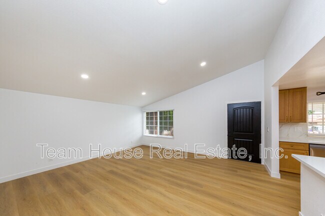 Foto del edificio - 18735 Bookham Dr