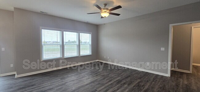 Foto del edificio - 8792 Elmont Cv