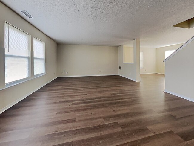 Building Photo - Call Me Home for Immediate Move IN!!