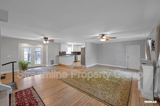Foto del edificio - 10136 W Keene Ave