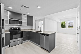 Building Photo - 5579 Millennia Park Dr