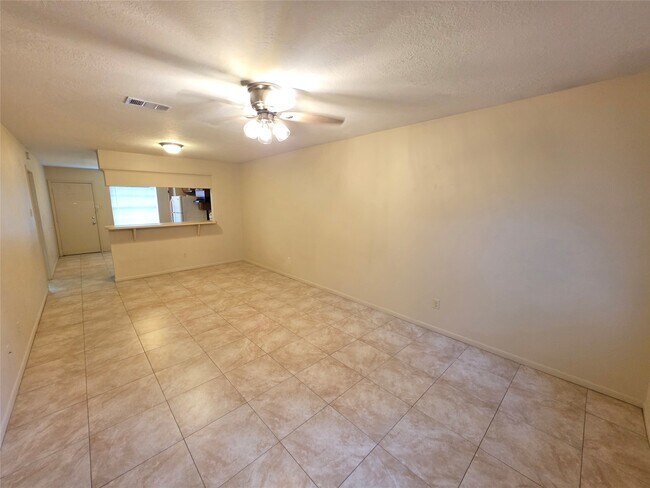 Foto del edificio - 1615 Hazelwood St