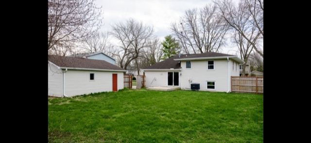 Building Photo - 1309 Lyndale Dr