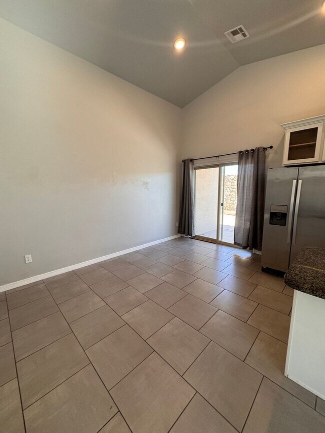 Foto del edificio - Beautiful Home in Great Location-, $500 off first months rent