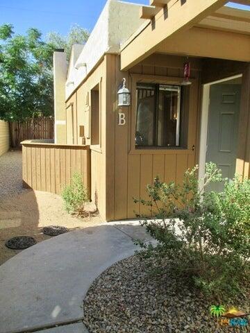 Foto del edificio - 74155 Candlewood St