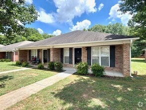 Building Photo - 132 Railroad Ridge Rd