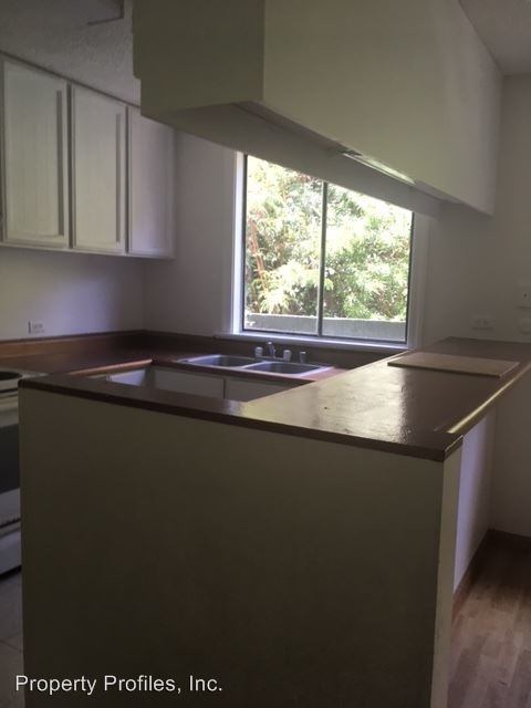 Building Photo - 3 br, 2.5 bath House - 486 KAWAIHAE STREET #C