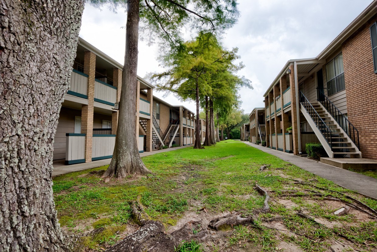 Bayou Shadows Apartment Homes - Apartments in Lafayette, LA ...