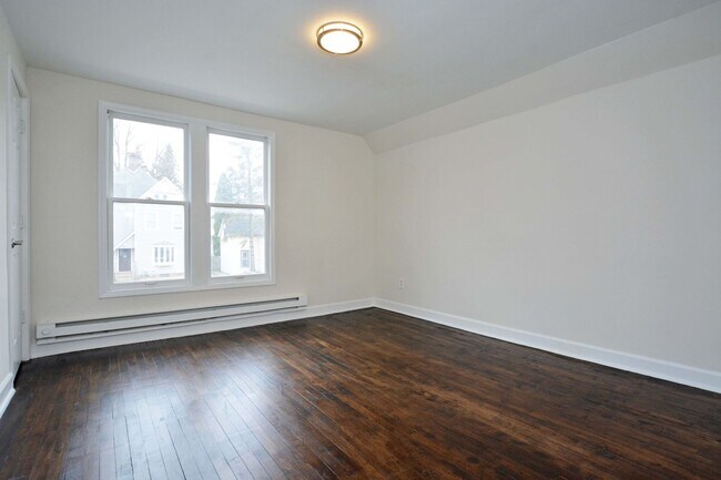 Foto del edificio - 1165 Minnehaha Ave E