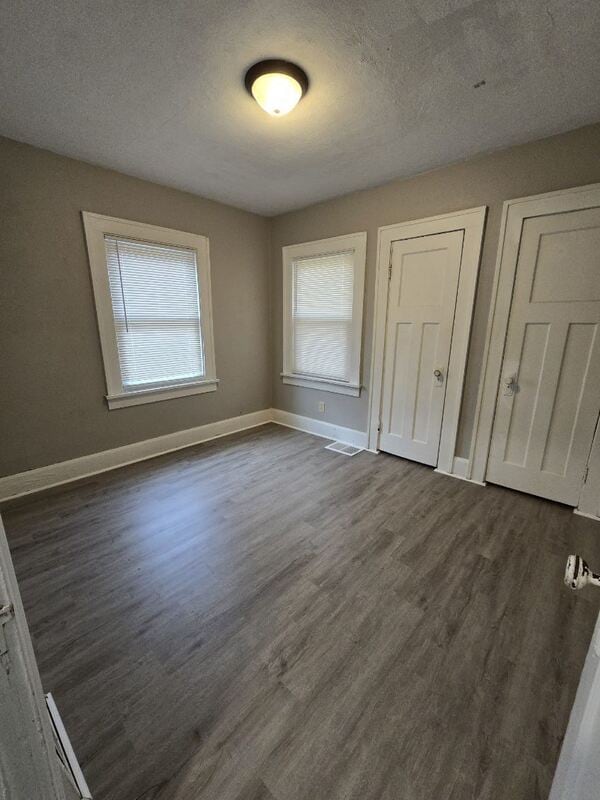 Building Photo - 1216 Mattern Ave