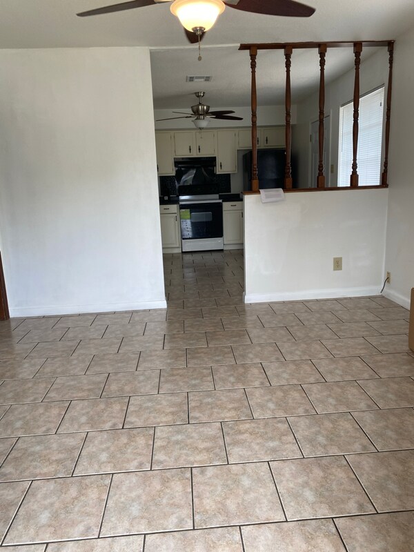 Foto del edificio - 2627 Tupelo St