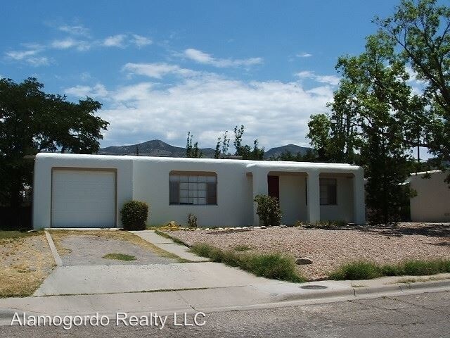 Foto principal - 3 br, 2 bath House - 1808 College