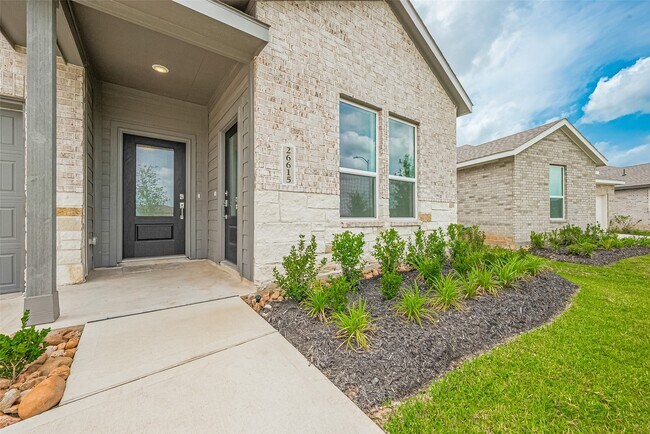 Foto del edificio - 26615 Coast Redwood Dr