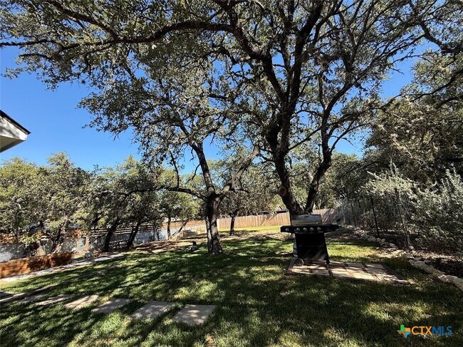 Building Photo - 382 Susie Dr