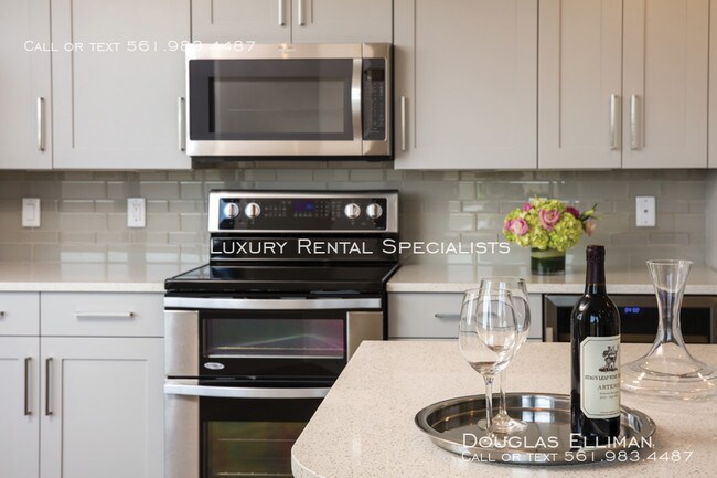 Building Photo - Luxe Living without the Hassle of Ownership
