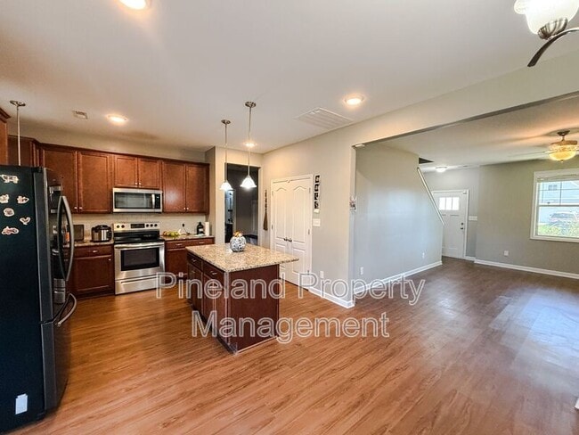 Foto del edificio - 268 Chatfield Dr.