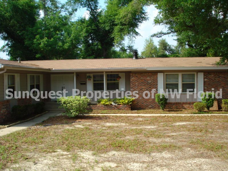 Primary Photo - 6428 Berryhill Rd
