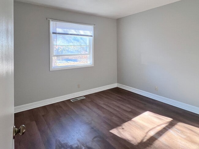 Foto del edificio - Spacious 4-bedroom, 2-bathroom Ranch Home in West Lafayette School District