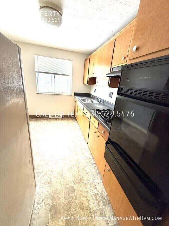 Foto del edificio - 850 S Green Rd