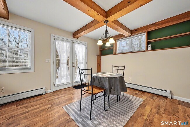 Foto del edificio - 15 Indian Hill Ln