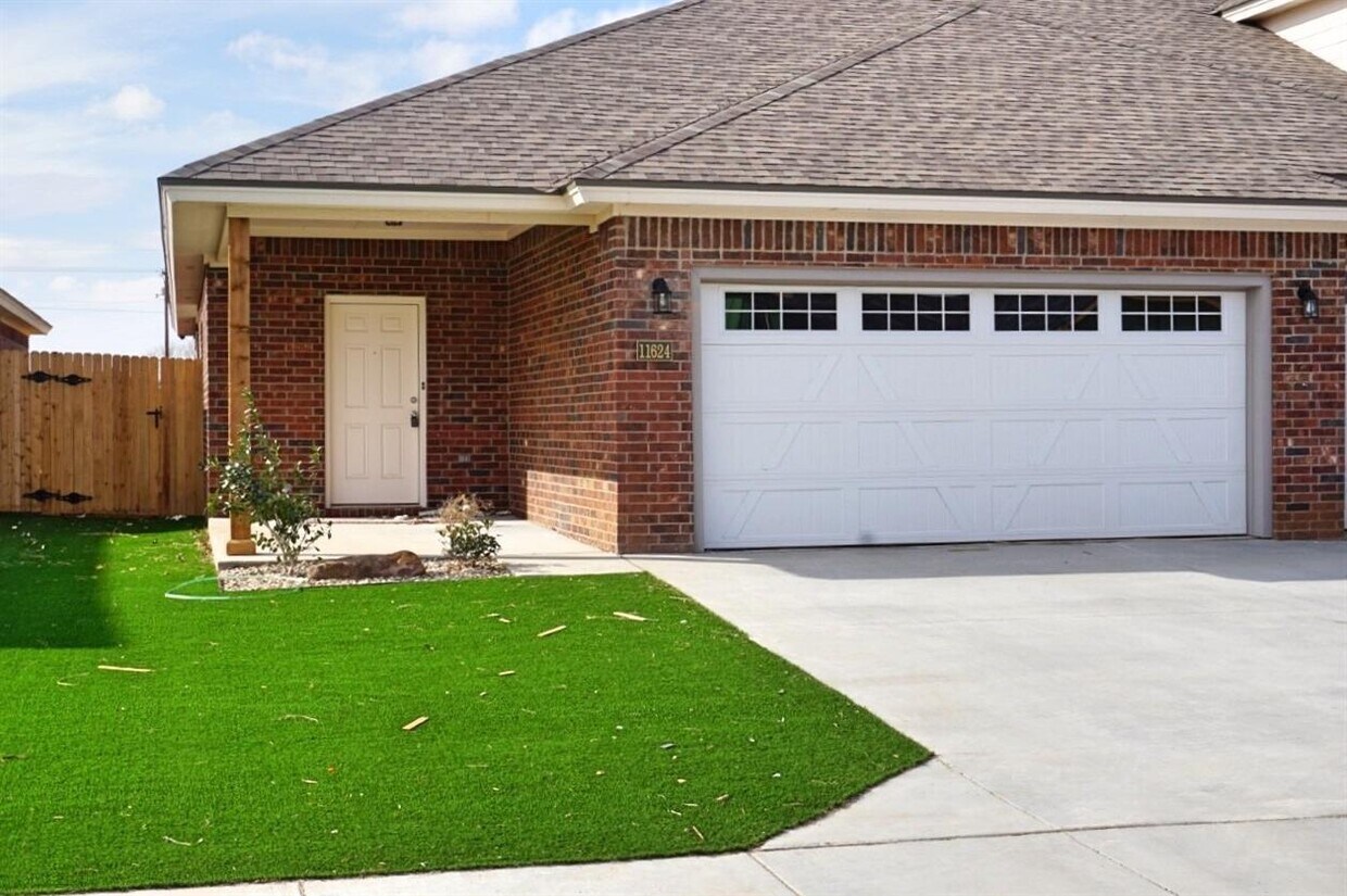 11624 Evanston Ave, Lubbock, TX 79424 Townhome Rentals in Lubbock TX