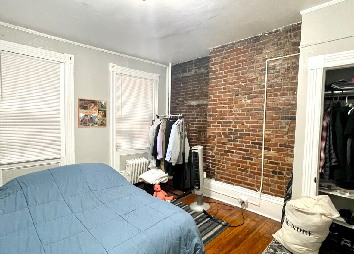 Primary Photo - 7 Champney Pl