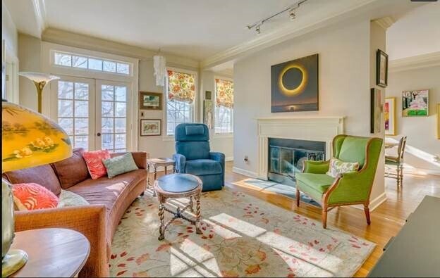 Building Photo - 1426 Central Ave