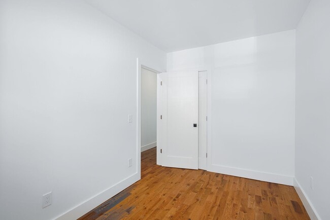 Foto del edificio - 724 Dickinson St