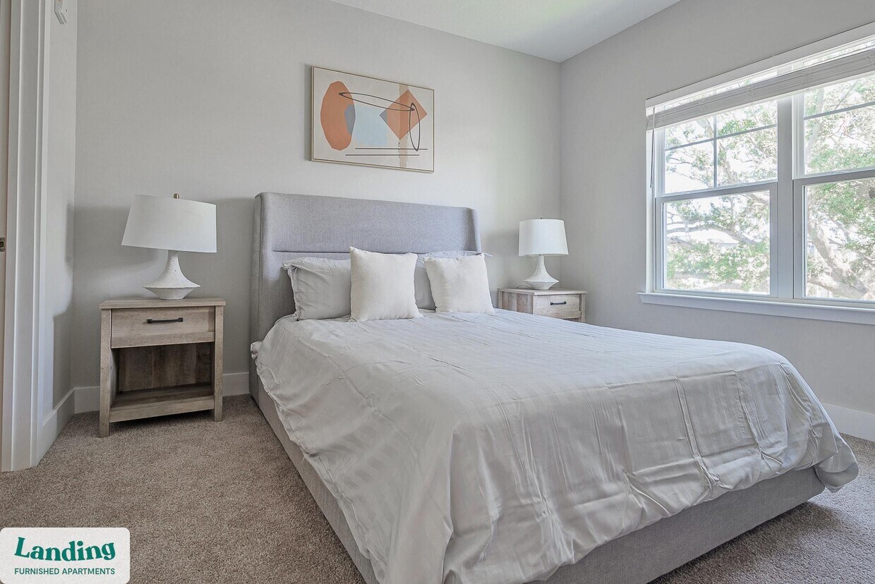 Foto principal - 3060 Southcreek Blvd