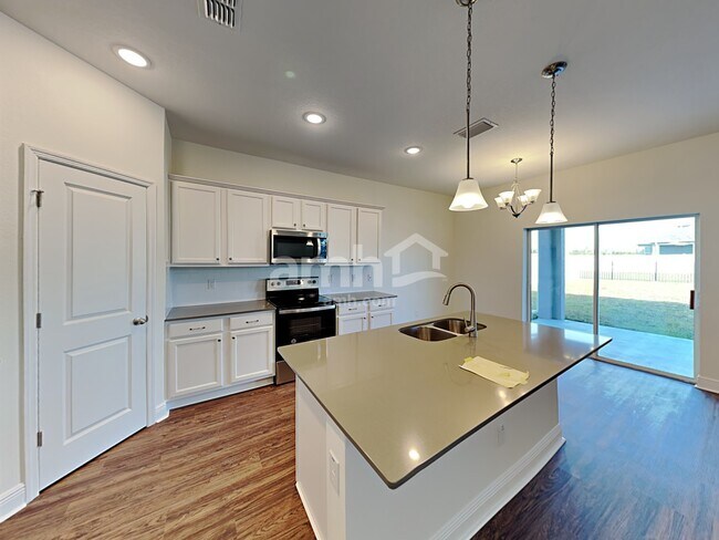 Foto del edificio - 574 Rivermist Drive