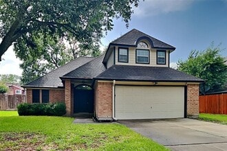Building Photo - 9903 Jockey Club Dr