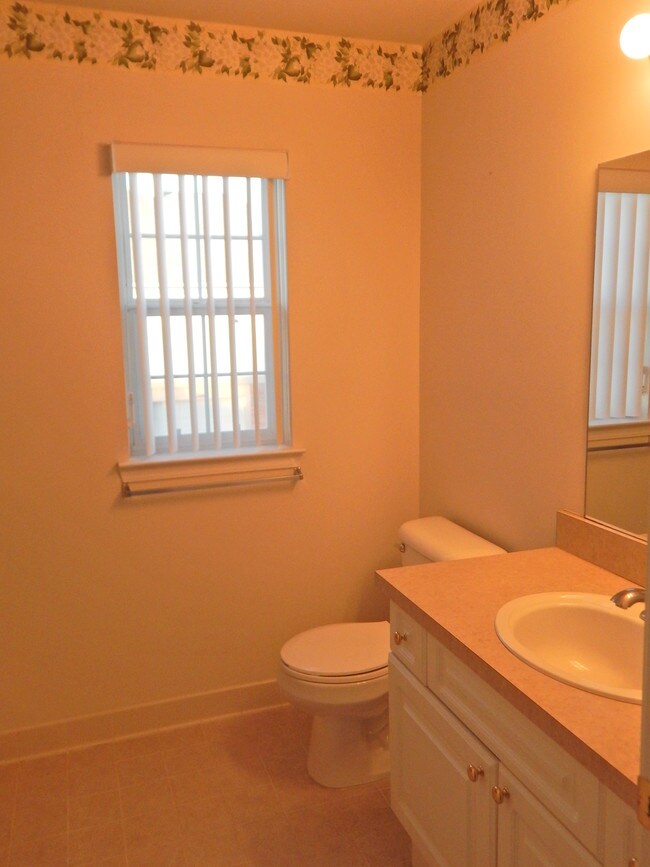 Building Photo - 5362 Brookemonte Cir