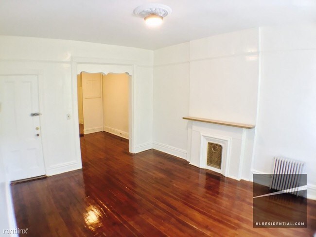 Building Photo - 1129 47th Ave