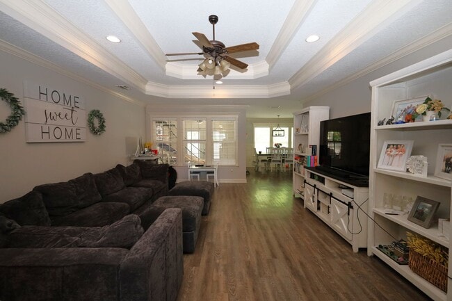 Foto del edificio - 4153 Nelson Hill Pl