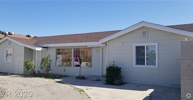 Building Photo - 4959 E Owens, B