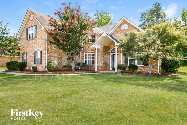 Building Photo - 381 Glouchester Dr