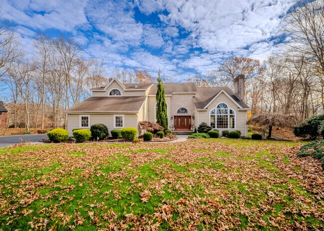 Foto del edificio - 723 Laurie Ln