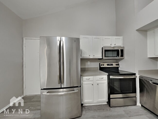 Building Photo - 4220 Caldwell Ave